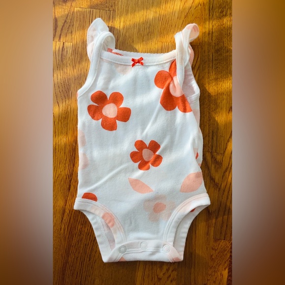 Carter’s/Gerber Newborn Baby Girl Bundle Tanks/T-Shirt Onesies - Picture 8 of 11